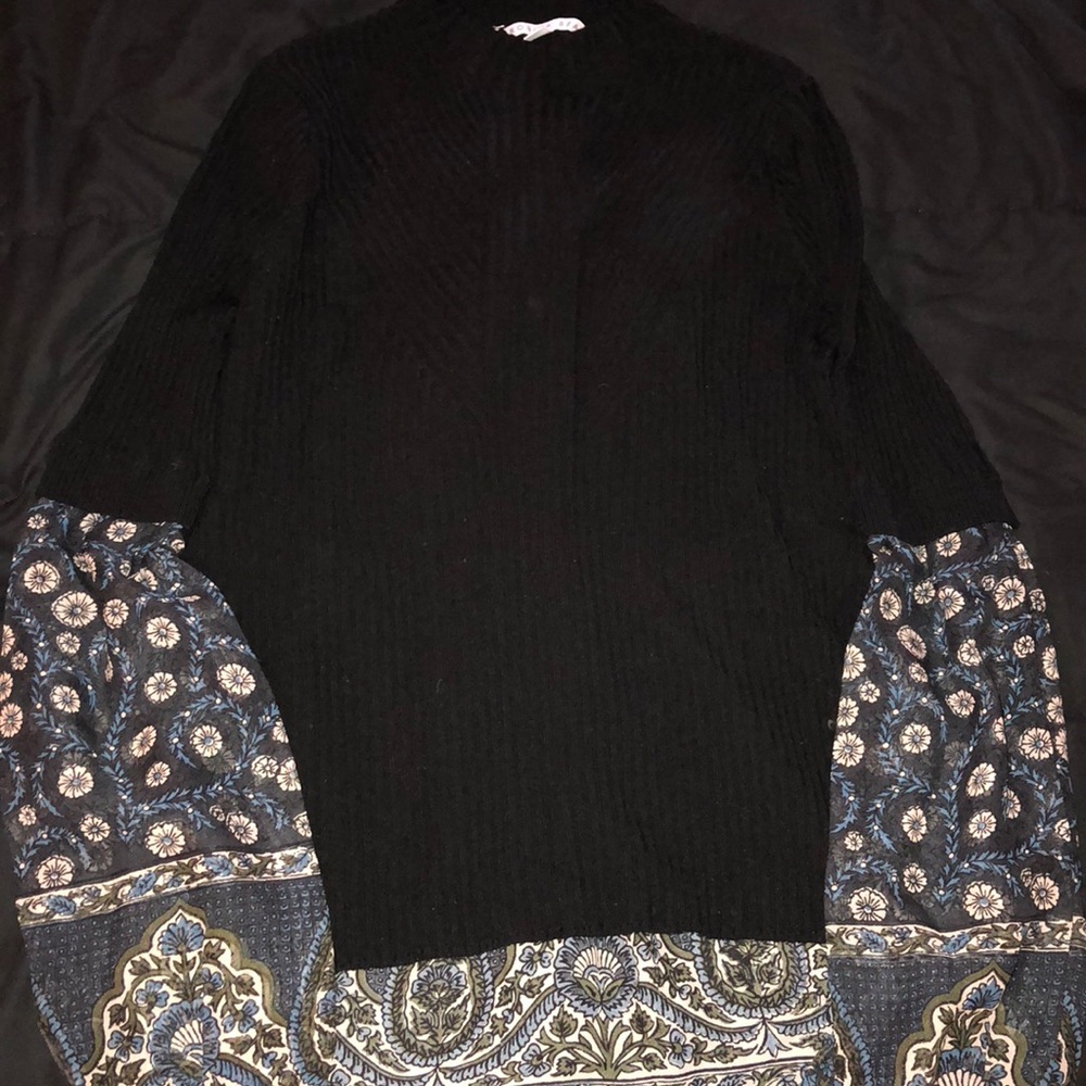 Xs Black design shirt